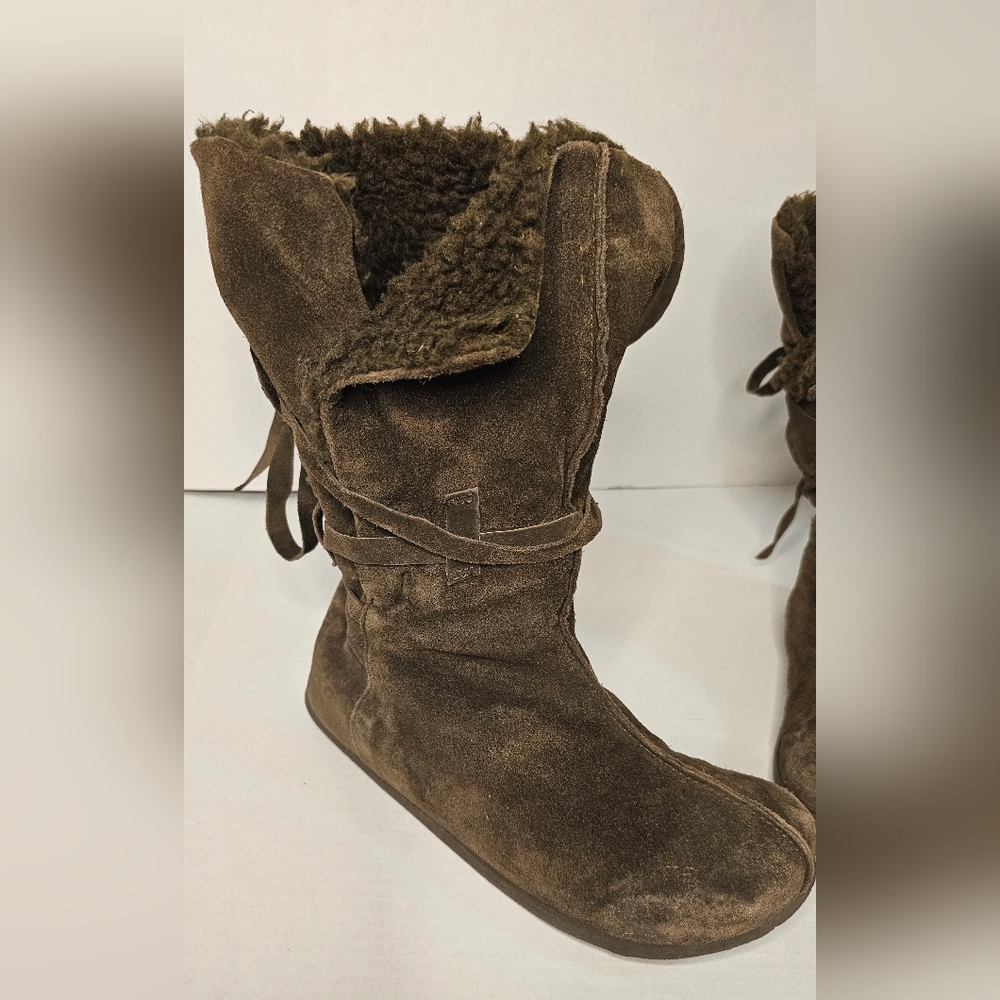 [AmericanEagleOutfitters] Brown Leather Calf High Boot [9] Women's Warm Interior